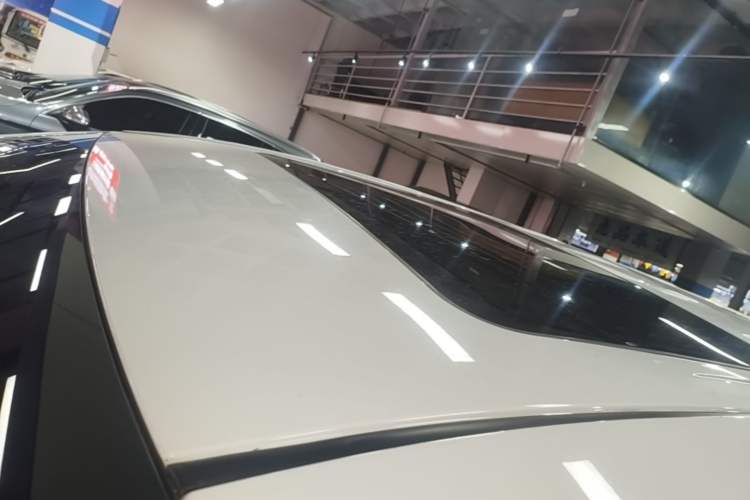Used Buick GL8 2021 Land Cruiser Executive Class 652T Luxury Model Roof