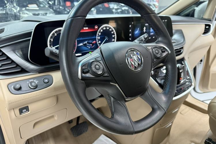 Used Buick GL8 2021 ES Landtrek 653T Luxury Model Steering Wheel