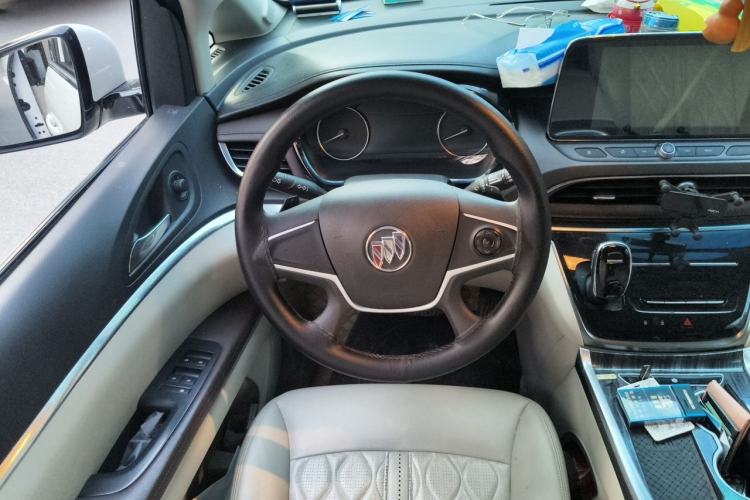 Used Buick GL8 2021 Land Cruiser Executive Class 652T Comfort Model Steering Wheel