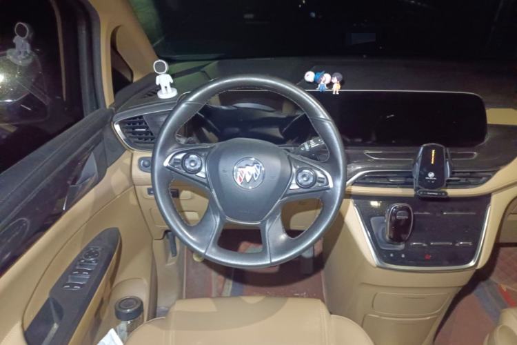 Used Buick GL8 2021 ES Land Cruiser 653T Luxury Edition Steering Wheel