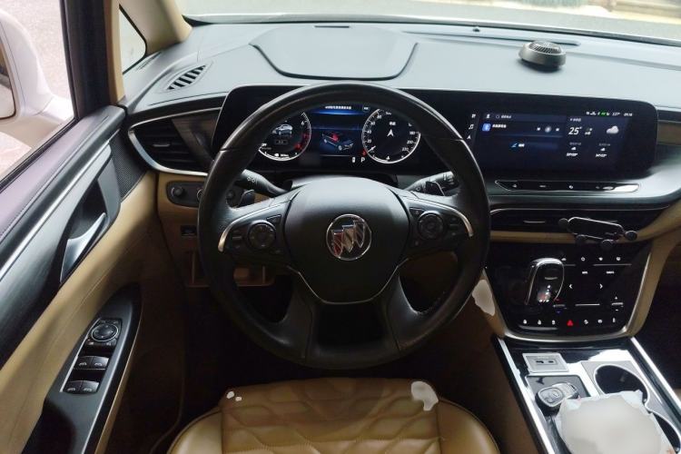 Used Buick GL8 2021 ES Land Cruiser 653T Luxury Edition Steering Wheel