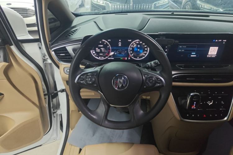 Used Buick GL8 2021 ES Land Cruiser 653T Luxury Edition Steering Wheel