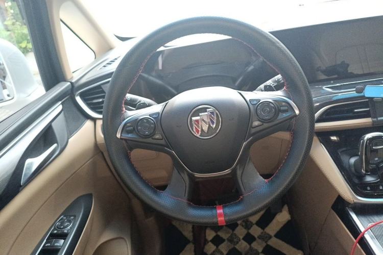 Used Buick GL8 2021 ES Land Cruiser 653T Luxury Edition Steering Wheel