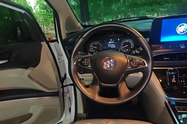 Used Buick GL8 2021 Land Cruiser Executive Class 652T Comfort Model Steering Wheel