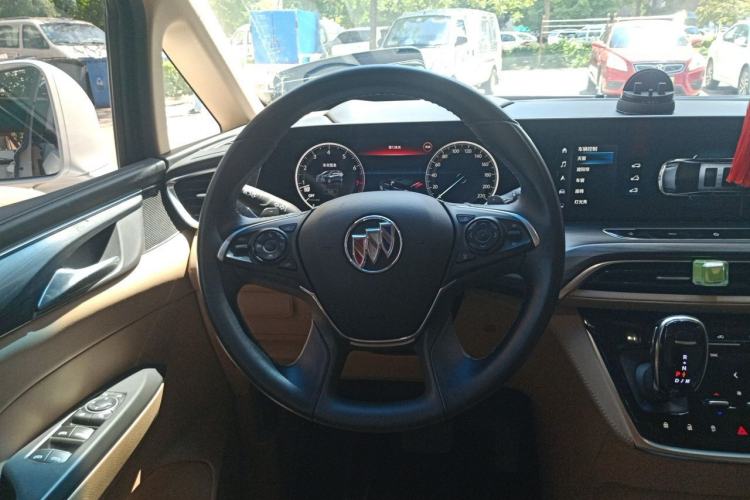 Used Buick GL8 2021 ES Landtrek 653T Luxury Model Steering Wheel