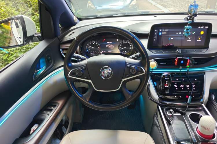Used Buick GL8 2021 Land Cruiser Executive Class 652T Luxury Model Steering Wheel
