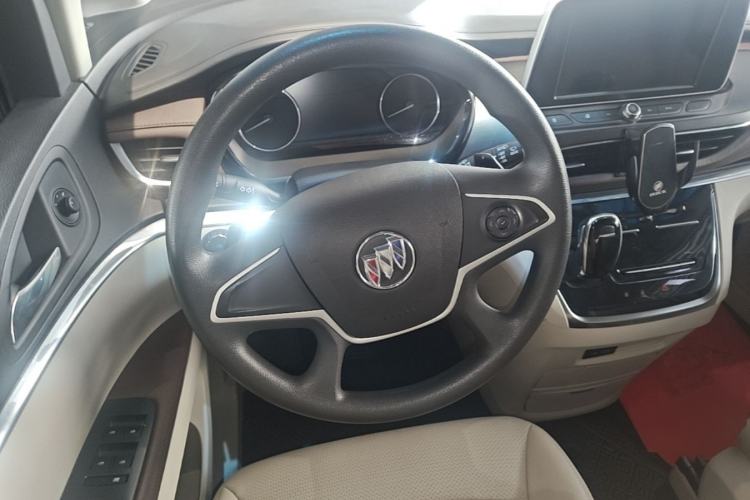 Used Buick GL8 2021 Land Cruiser Executive Class 652T Comfort Model Steering Wheel