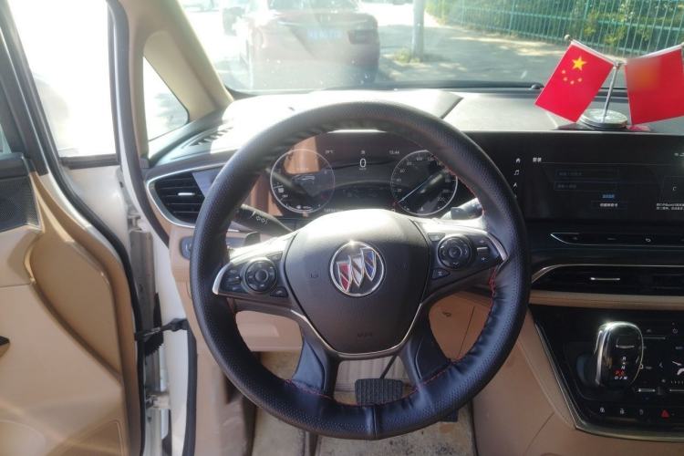 Used Buick GL8 2021 ES Landtrek 653T Luxury Model Steering Wheel