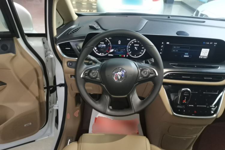 Used Buick GL8 2021 ES Land Cruiser 653T Flagship Model Steering Wheel