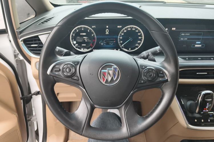 Used Buick GL8 2021 ES Landtrek 653T Luxury Model Steering Wheel