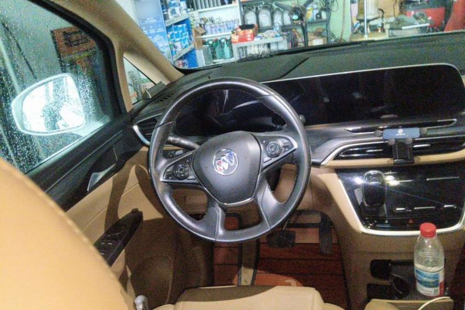 Used Buick GL8 2021 ES Land Cruiser 653T Smart Flagship Model Steering Wheel