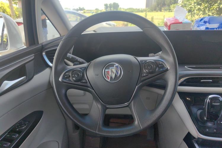 Used Buick GL8 2021 ES Land Cruiser 653T Luxury Edition Steering Wheel
