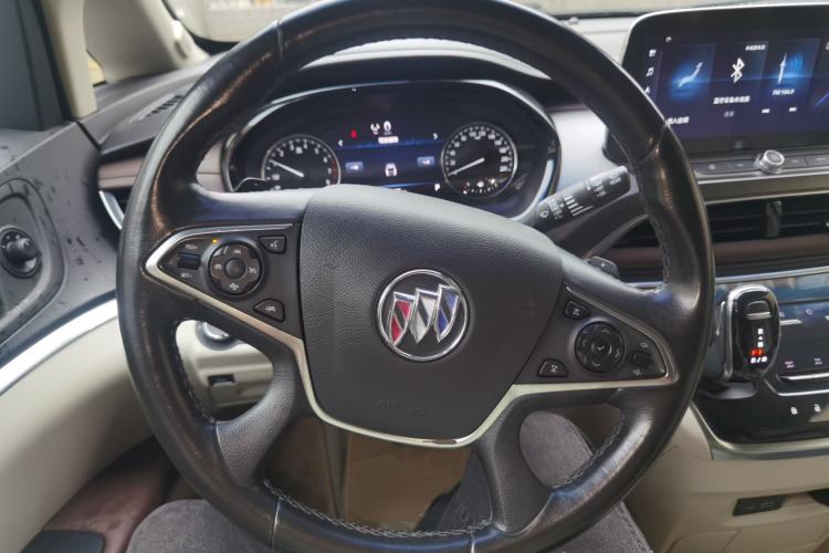 Used Buick GL8 2021 Land Cruiser Executive Class 652T Luxury Model Steering Wheel