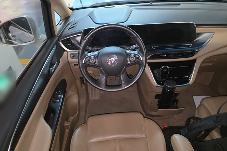 Used Buick GL8 2021 ES Land Cruiser 653T Luxury Edition Steering Wheel