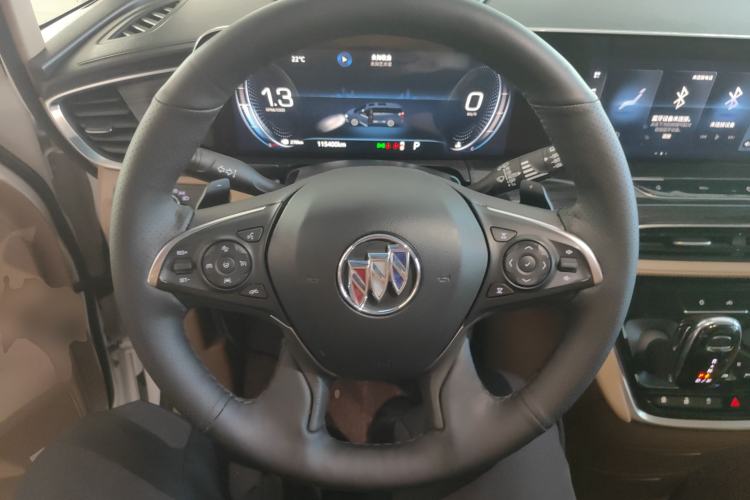 Used Buick GL8 2021 ES Land Cruiser 653T Smart Flagship Model Steering Wheel