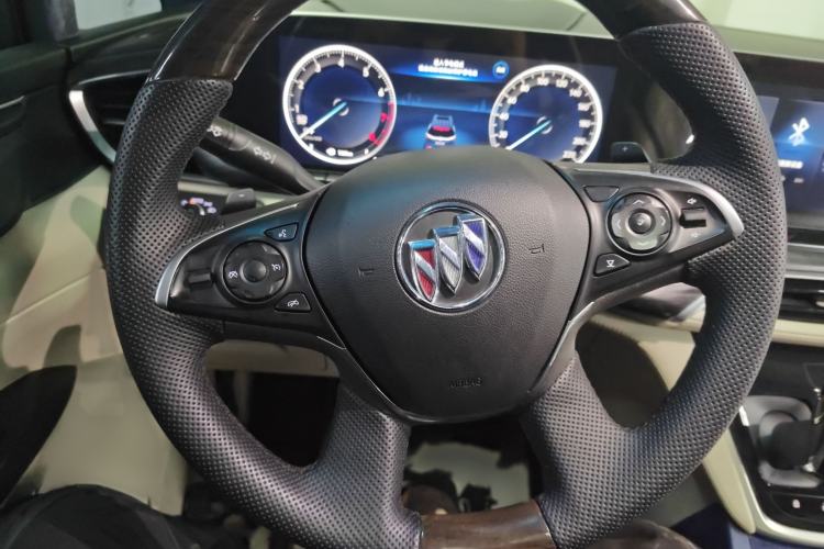 Used Buick GL8 2021 ES Landtrek 653T Comfort Edition Steering Wheel