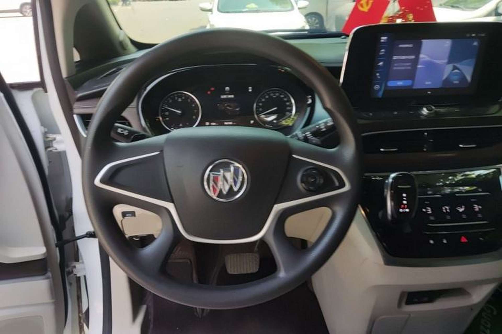 Used Buick GL8 2021 Land Cruiser Executive Class 652T Comfort Model Steering Wheel