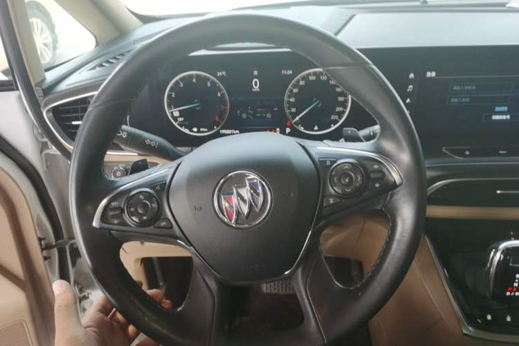 Used Buick GL8 2021 ES Landtrek 653T Luxury Model Steering Wheel