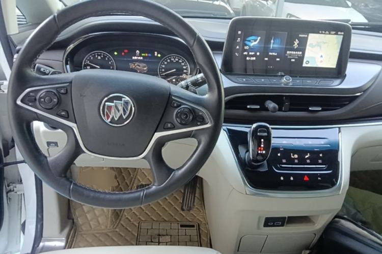 Used Buick GL8 2021 Land Cruiser Executive Class 652T Luxury Model Steering Wheel