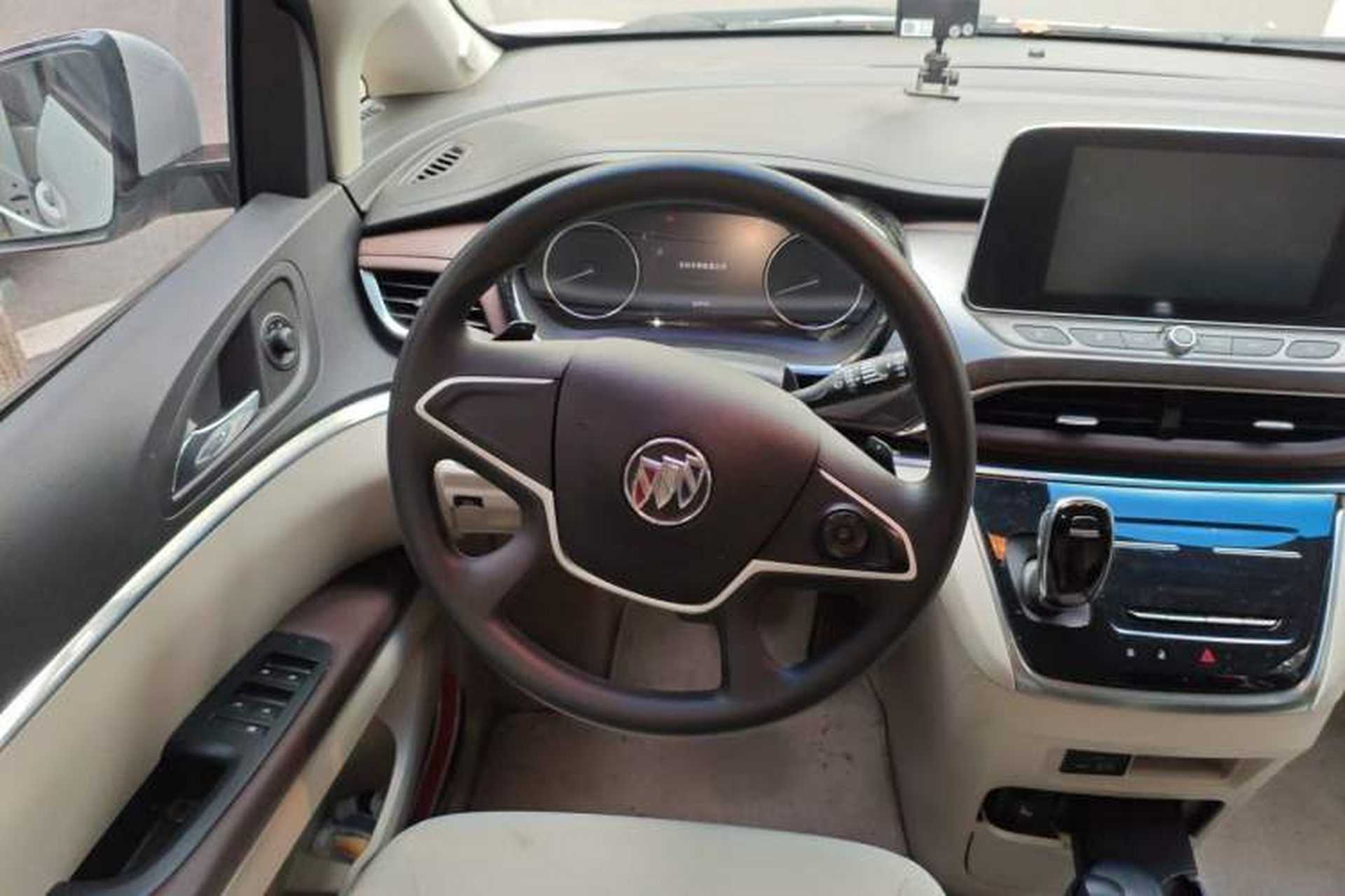 Used Buick GL8 2021 Land Cruiser Executive Class 652T Comfort Model Steering Wheel