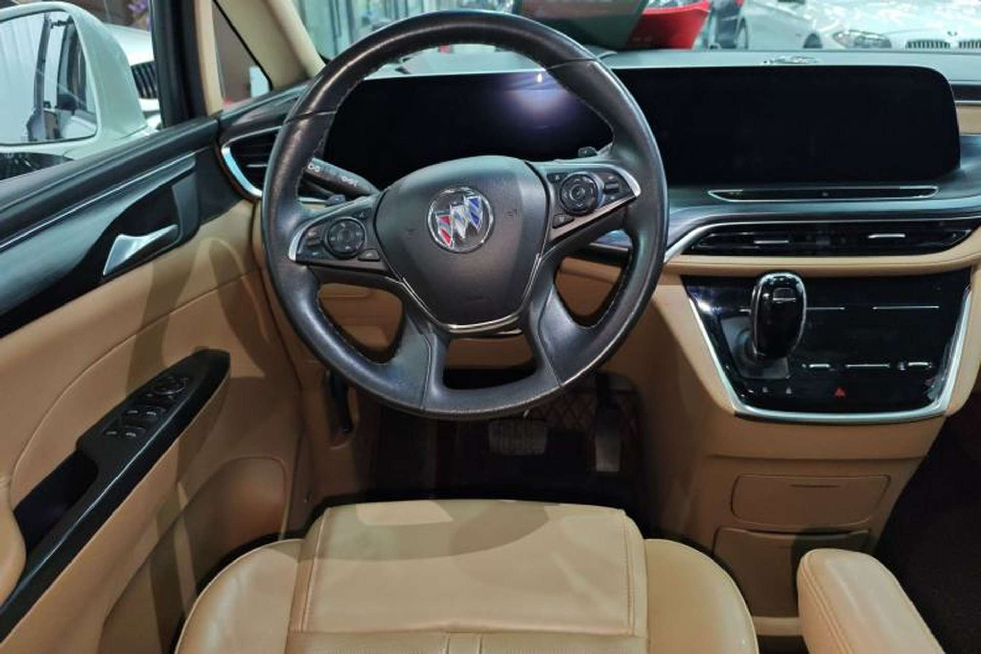 Used Buick GL8 2021 ES Land Cruiser 653T Flagship Model Steering Wheel