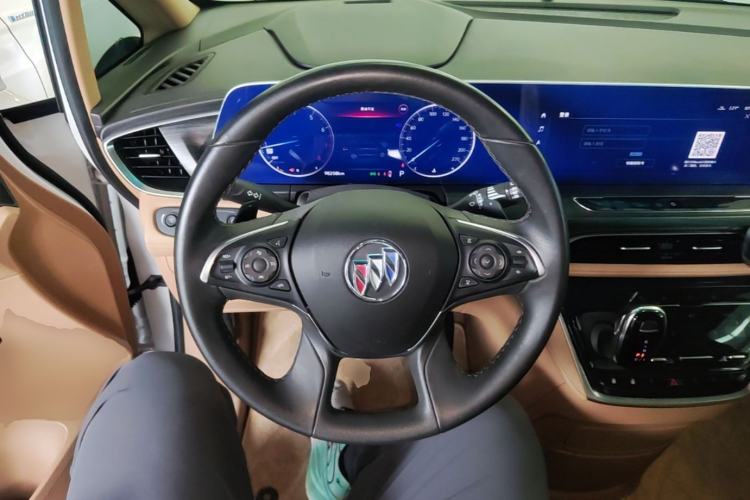 Used Buick GL8 2021 ES Land Cruiser 653T Luxury Edition Steering Wheel