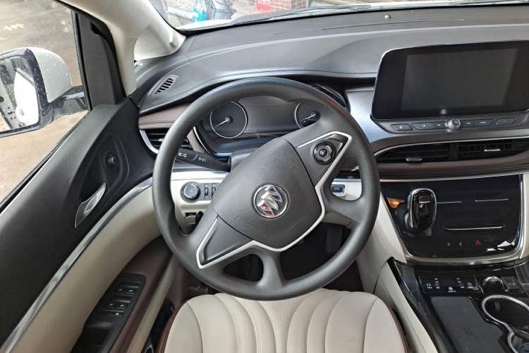 Used Buick GL8 2021 Land Cruiser Executive Class 652T Comfort Model Steering Wheel