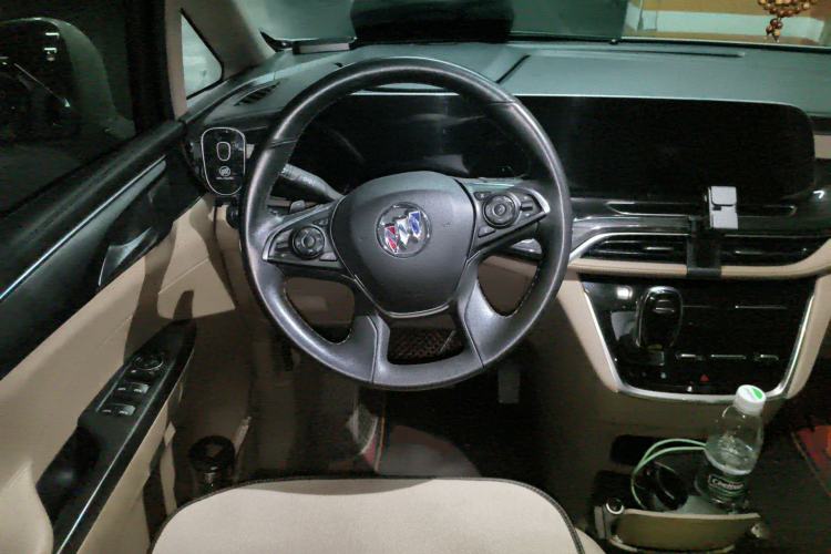 Used Buick GL8 2021 ES Land Cruiser 653T Luxury Edition Steering Wheel