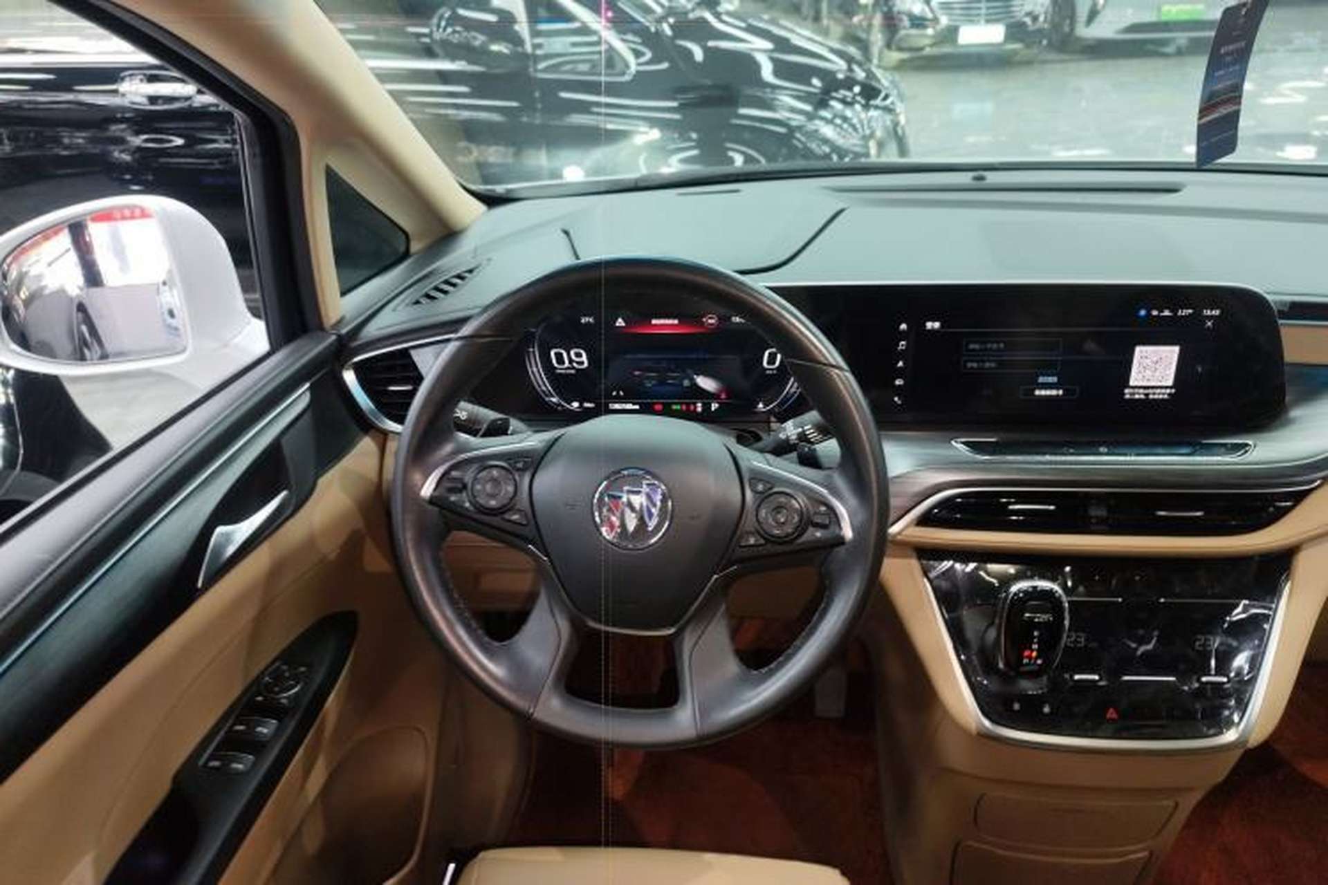 Used Buick GL8 2021 ES Land Cruiser 653T Flagship Model Steering Wheel