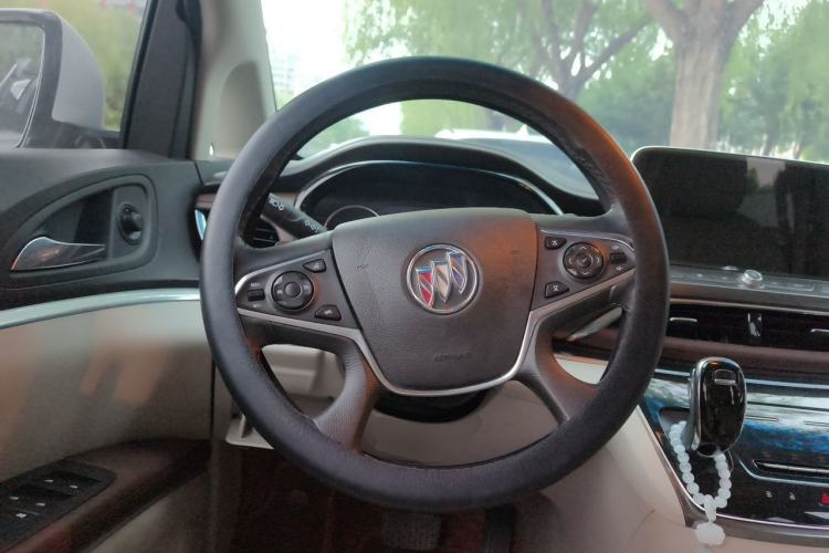 Used Buick GL8 2021 Land Cruiser Executive 652T Premium Model Steering Wheel