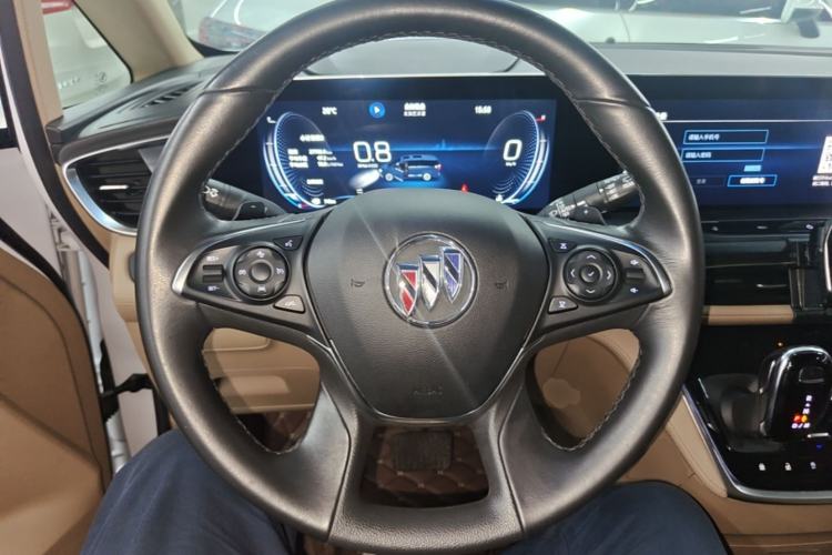 Used Buick GL8 2021 ES Land Cruiser 653T Flagship Model Steering Wheel