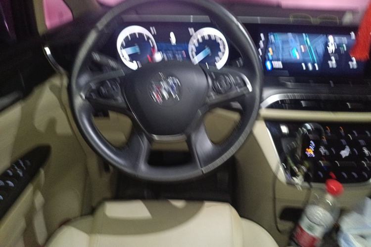 Used Buick GL8 2021 ES Land Cruiser 653T Luxury Edition Steering Wheel