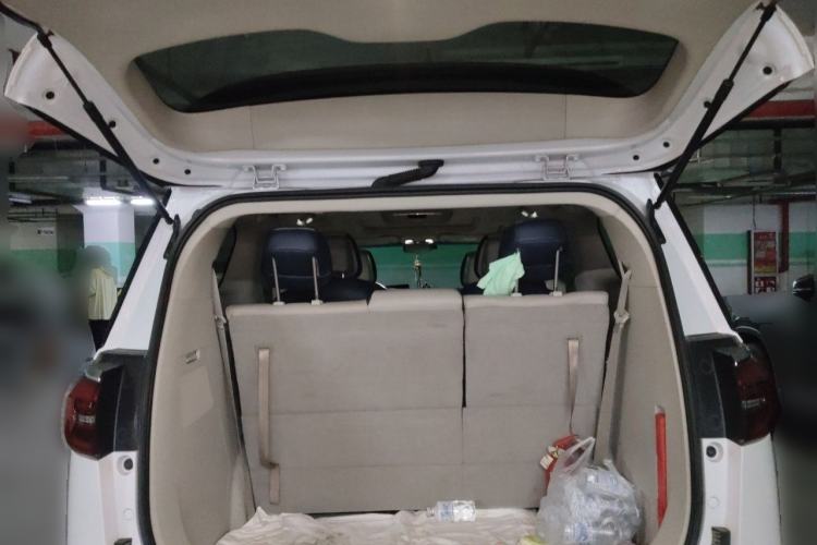 Used Buick GL8 2021 ES Landtrek 653T Comfort Edition Trunk