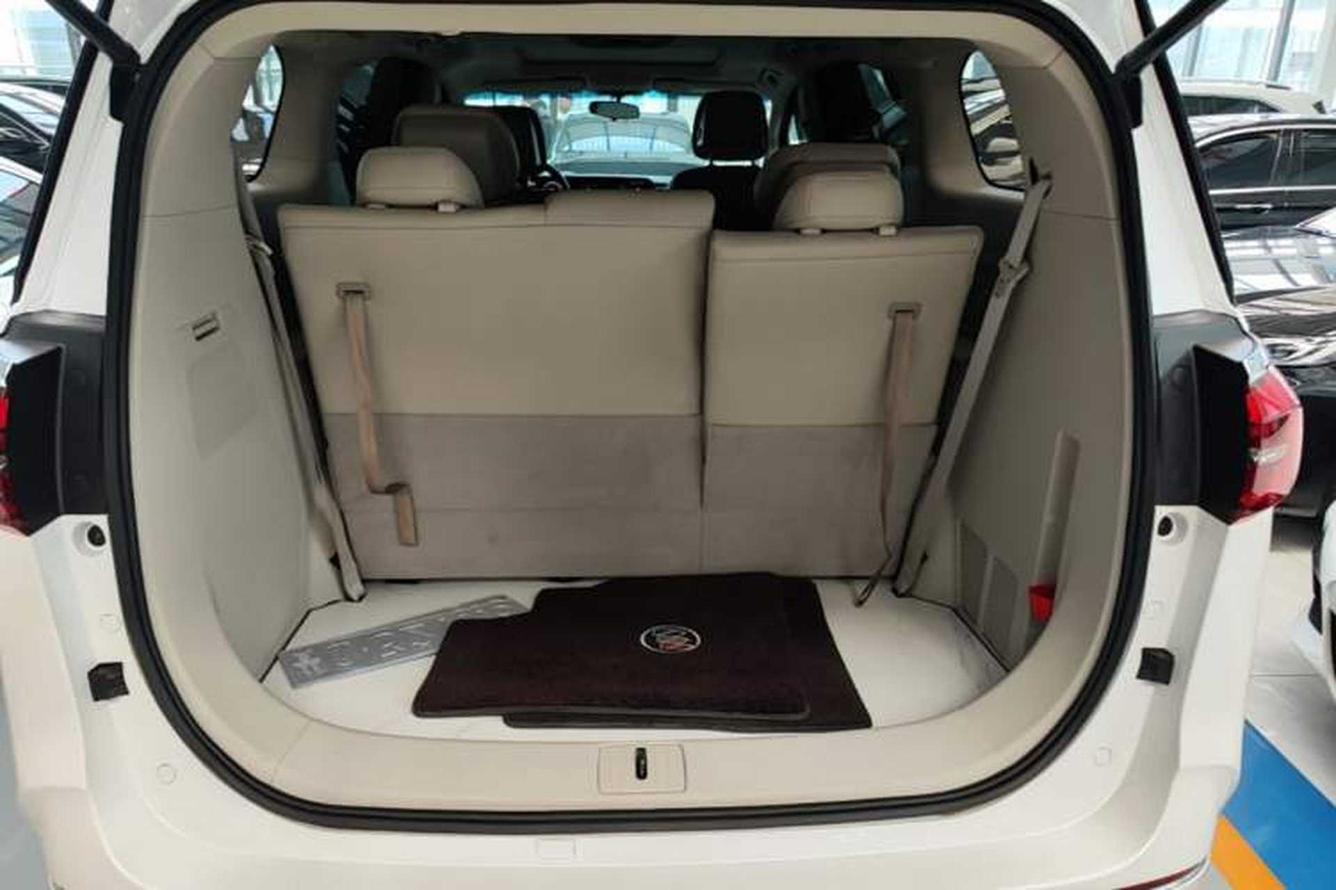 Used Buick GL8 2021 ES Landtrek 653T Comfort Edition Trunk