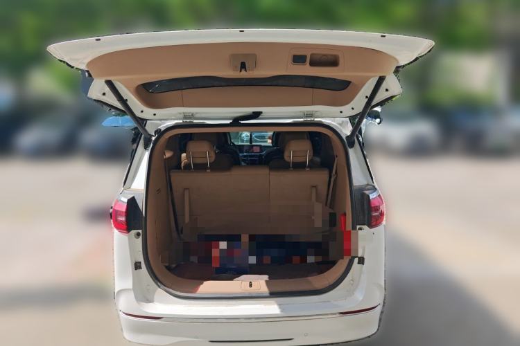 Used Buick GL8 2021 ES Landtrek 653T Smart Luxury Model Trunk