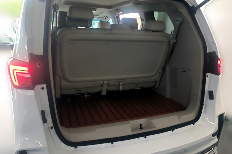Used Buick GL8 2021 Land Cruiser Executive Class 652T Comfort Model Trunk