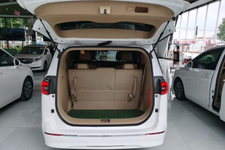 Used Buick GL8 2021 ES Land Cruiser 653T Luxury Edition Trunk