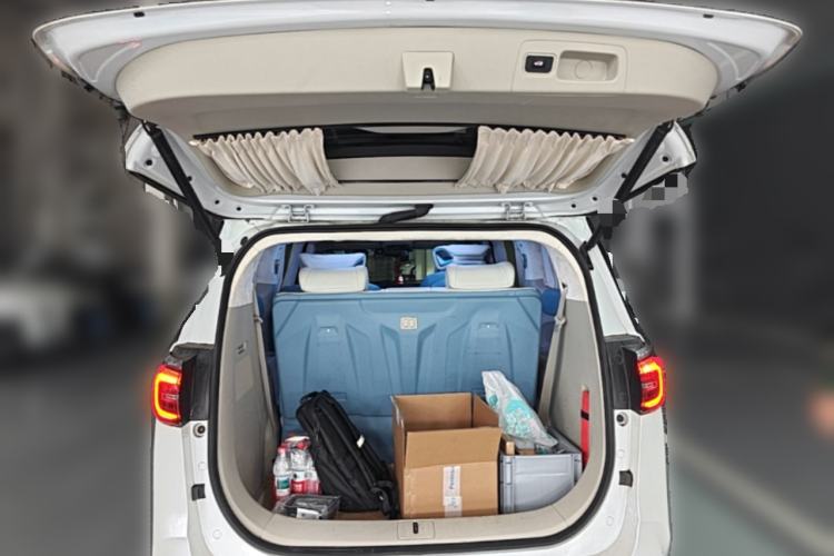 Used Buick GL8 2021 ES Landtrek 653T Comfort Edition Trunk