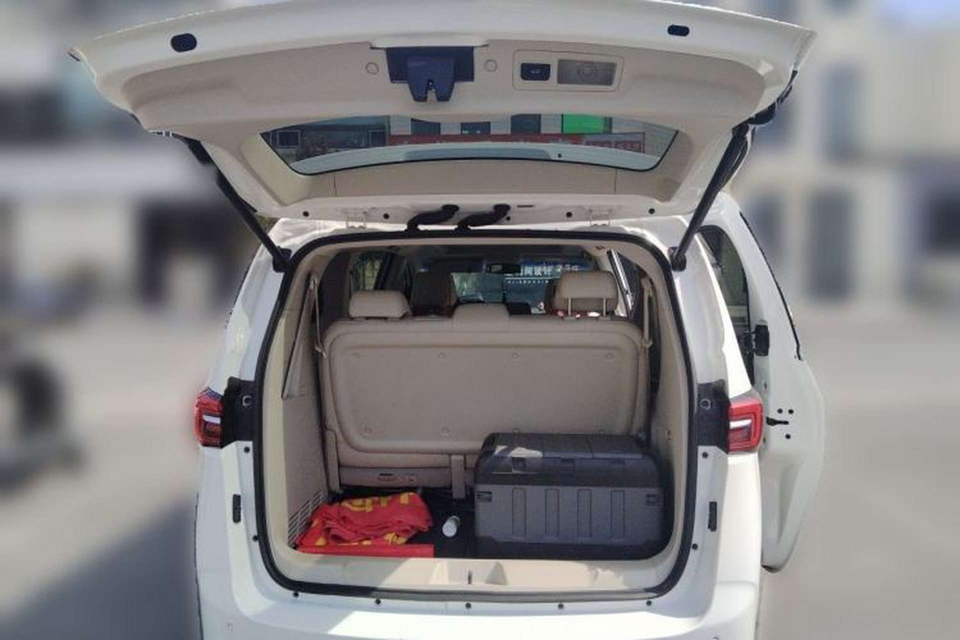 Used Buick GL8 2021 Land Cruiser Executive Class 652T Luxury Model Trunk