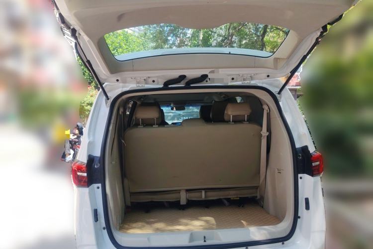 Used Buick GL8 2021 Land Cruiser Executive Class 652T Comfort Model Trunk