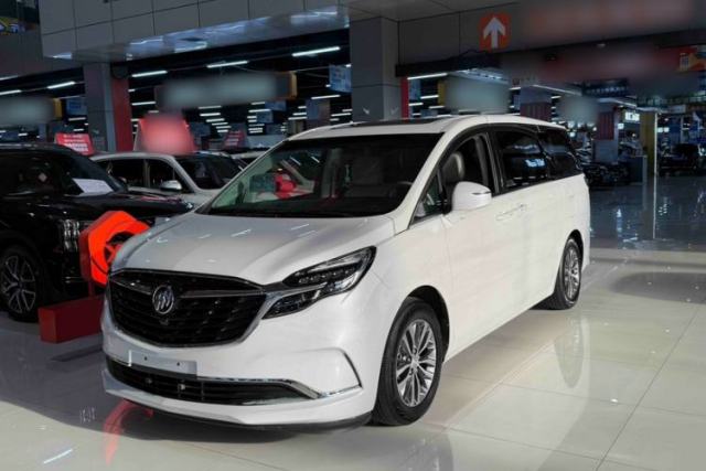Used Buick GL8 2021 ES Landtrek 653T Comfort Edition