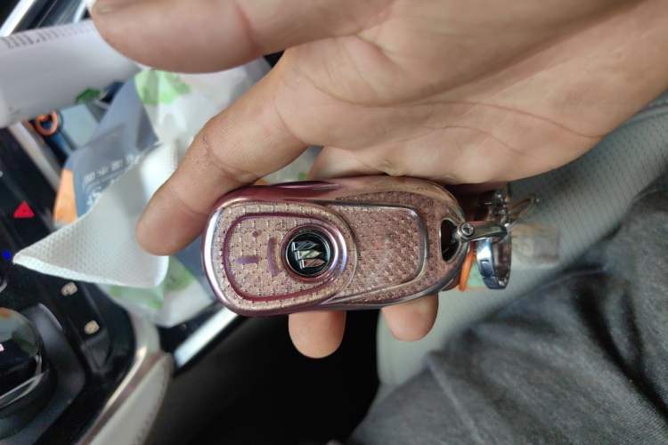 Used Buick GL8 2021 ES Landtrek 653T Comfort Edition Vehicle Key