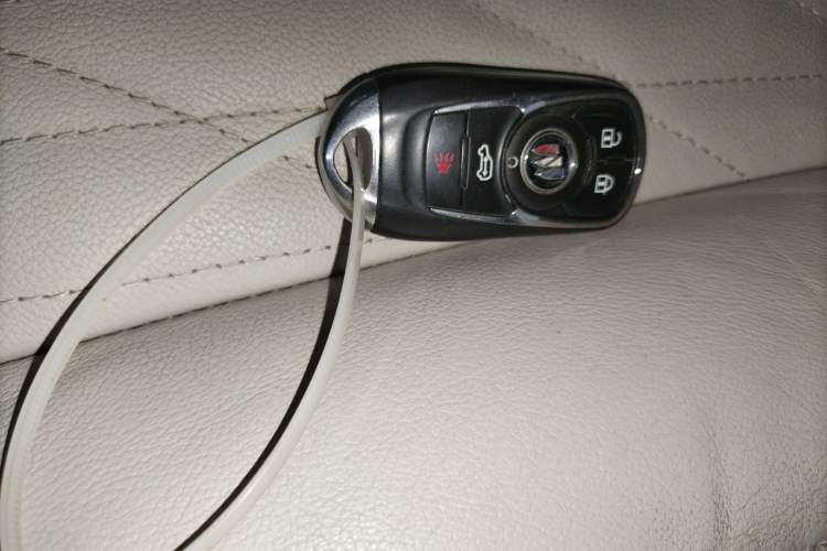 Used Buick GL8 2021 Land Cruiser Executive Class 652T Luxury Model Vehicle Key