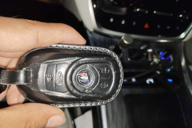 Used Buick GL8 2021 ES Landtrek 653T Comfort Edition Vehicle Key