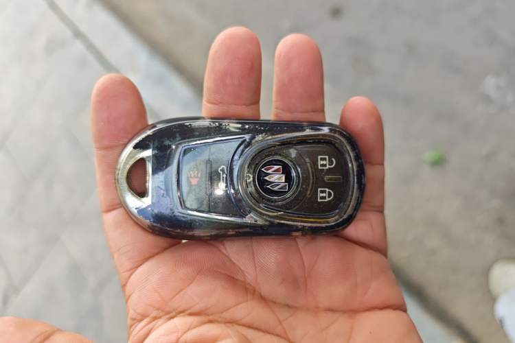 Used Buick GL8 2021 ES Landtrek 653T Comfort Edition Vehicle Key