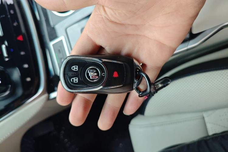 Used Buick GL8 2021 ES Landtrek 653T Comfort Edition Vehicle Key