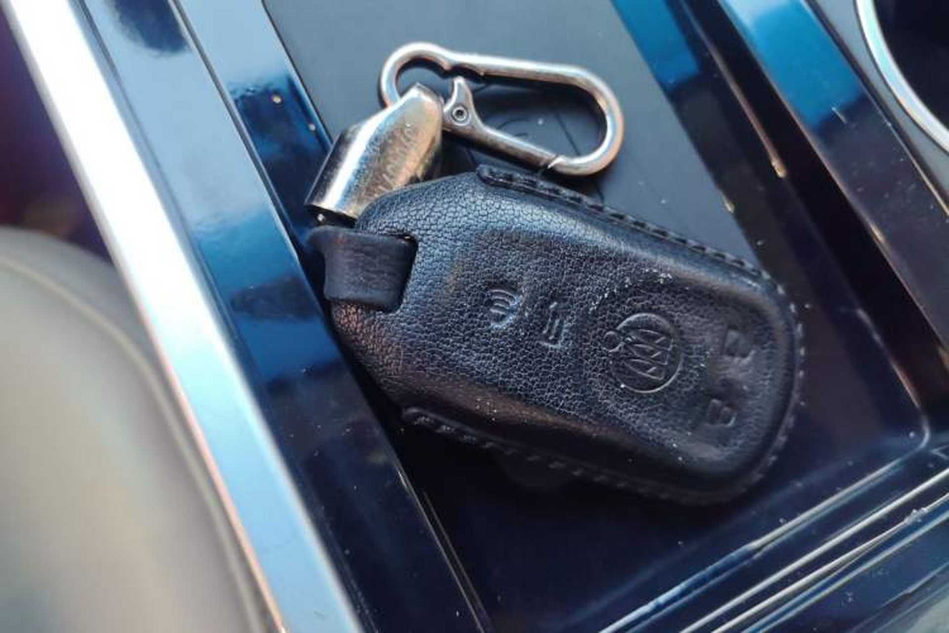 Used Buick GL8 2021 ES Land Cruiser 653T Smart Flagship Model Vehicle Key