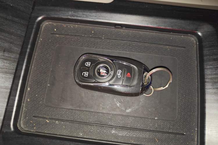 Used Buick GL8 2021 ES Landtrek 653T Comfort Edition Vehicle Key