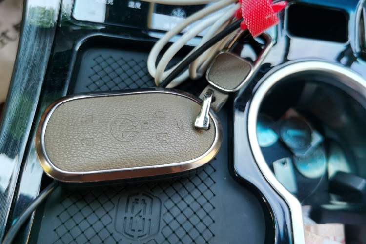 Used Buick GL8 2021 ES Landtrek 653T Luxury Model Vehicle Key