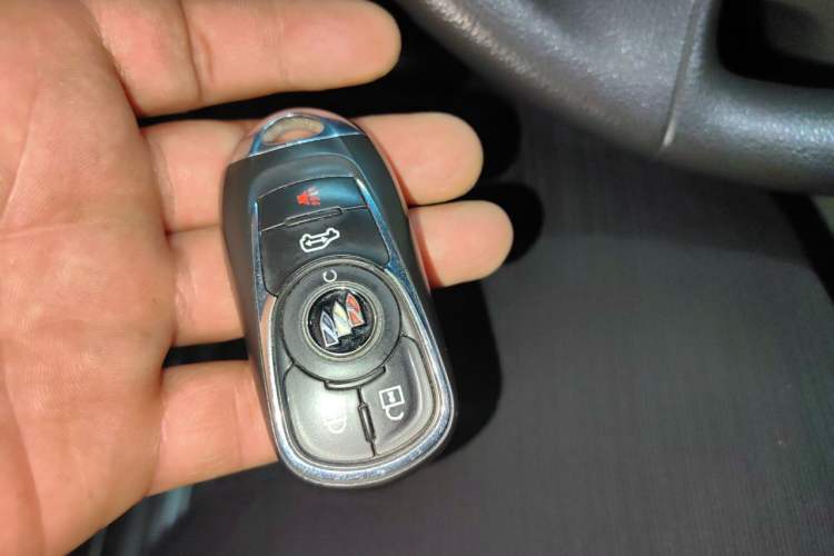 Used Buick GL8 2021 ES Landtrek 653T Comfort Edition Vehicle Key